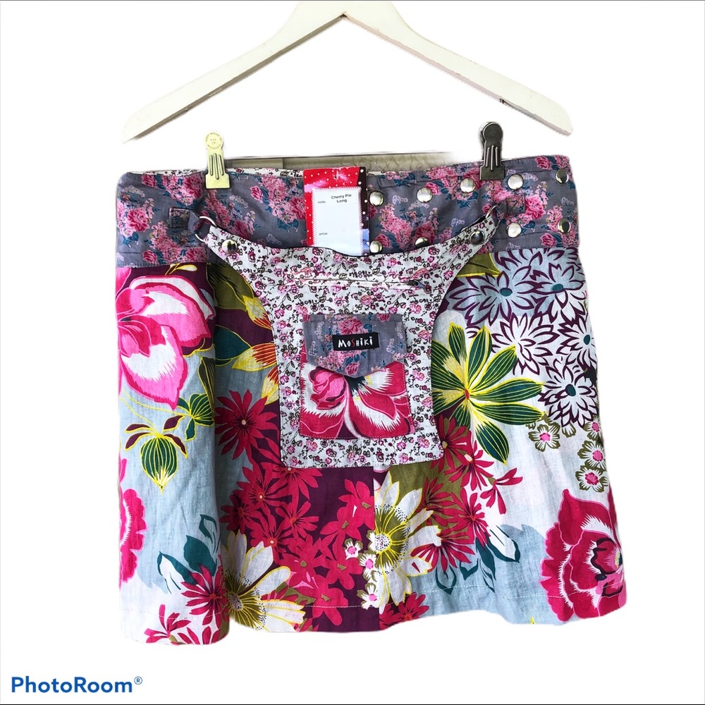 Moshiki Ladies skirt Cherry Pie Long New w/ Tags